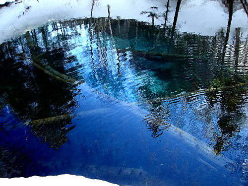 神秘の池