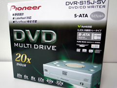 PioneerのDVDドライブ「DVR-S15」