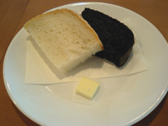 「ラ・フレッチャ」のランチメニューのパン