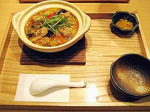 広島産カキのあんかけ土鍋ご飯