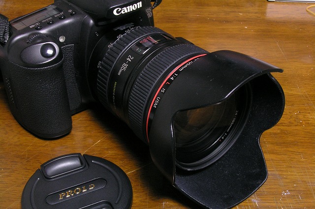 Canon EF24-105mm F4L IS USMのフード | にわとりblog