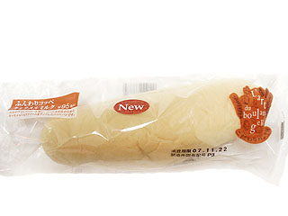 ふんわりコッペ キャラメルミルク　敷島製パン@ファミリーマート　95円
