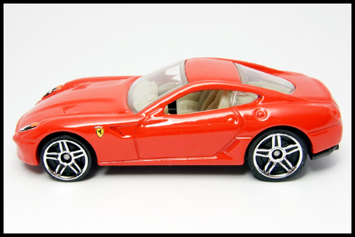 HotWheels_Ferrari_599_GTB_2007_NEW_MODELS_5.jpg