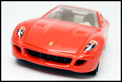 HotWheels_Ferrari_599_GTB_2007_NEW_MODELS_9.jpg