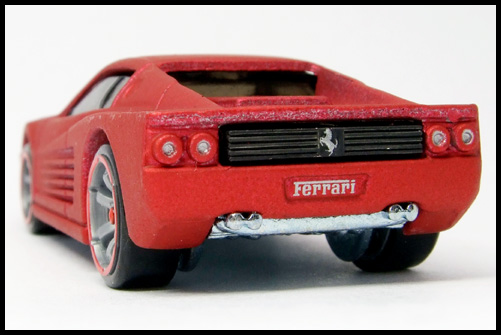 HotWheels_Ferrari_F512M_3.jpg
