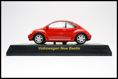KYOSHO_VW_New_Beetle_Red_8.jpg